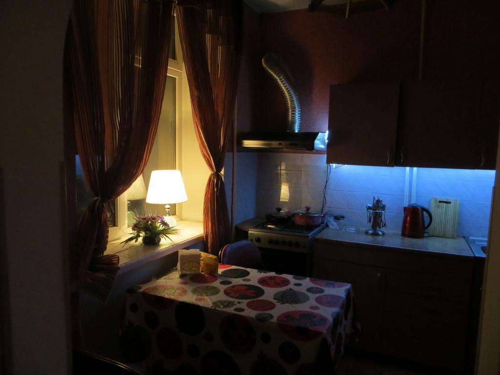 Paradise Apartment Bishkek Habitación foto